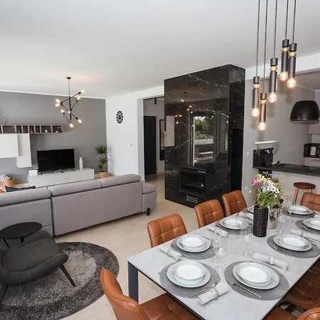 Allure Villa *